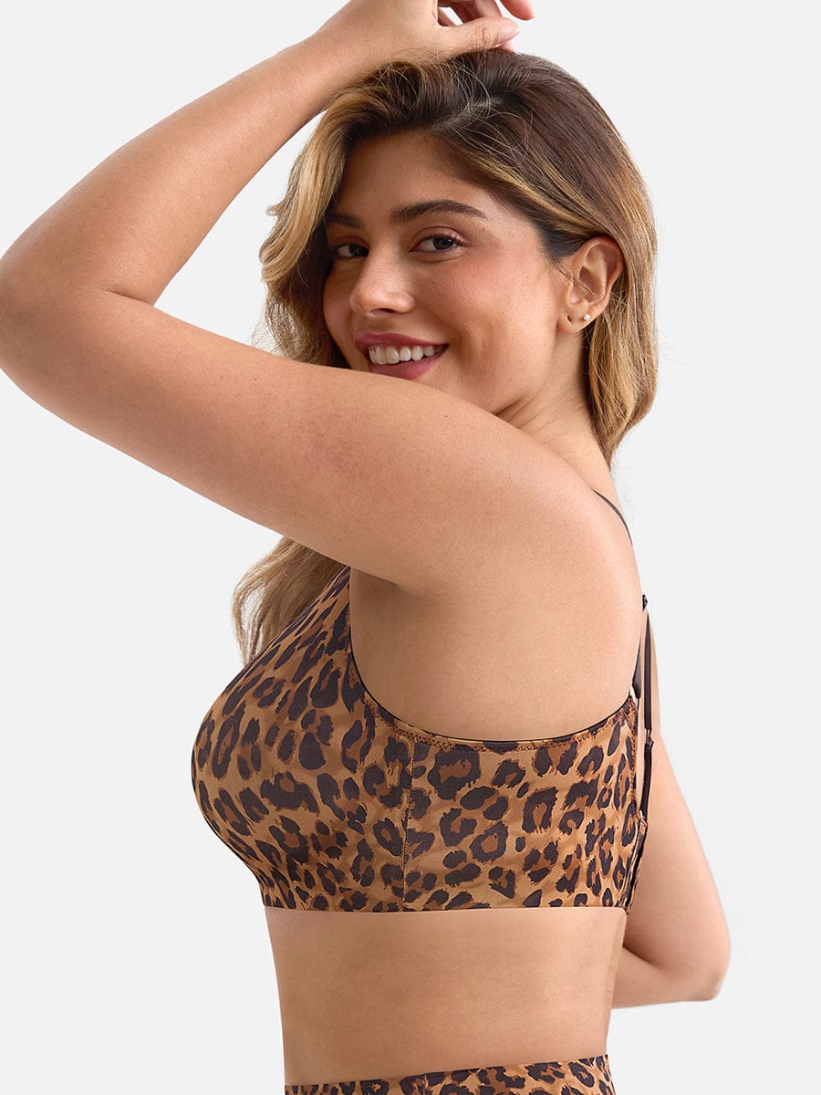 Seamless Comfort V-Neck Bralette with Adjustable Straps - FirmaSoft
