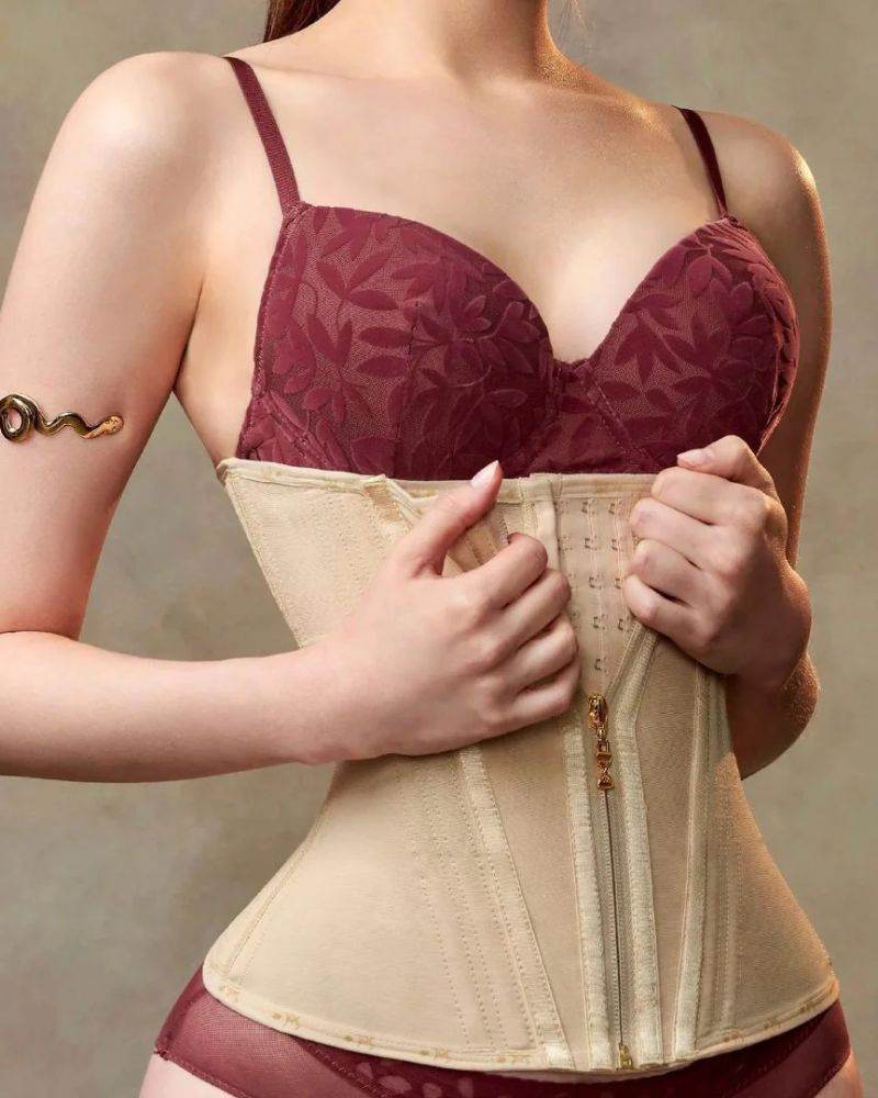 Adjustable Waist Trainer with Hooks - FirmaControl